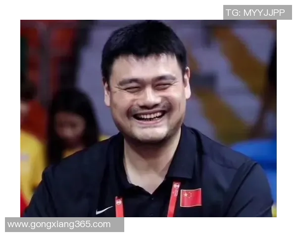 陈冠希与姚明首次相遇引发热议两位明星的跨界交流令人期待