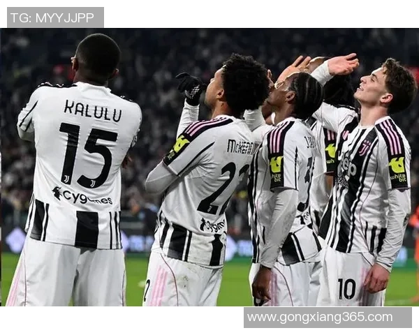 尤文图斯4-0大胜那不勒斯争议判罚引发全场热议与反响